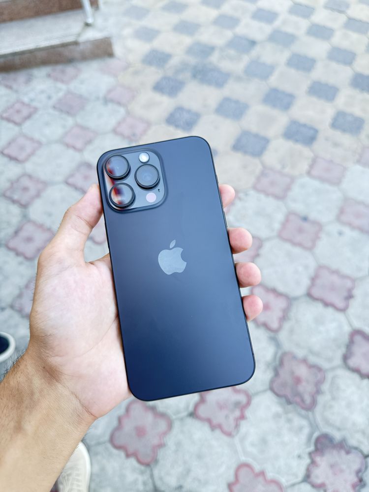 iPhone 15 Pro Max