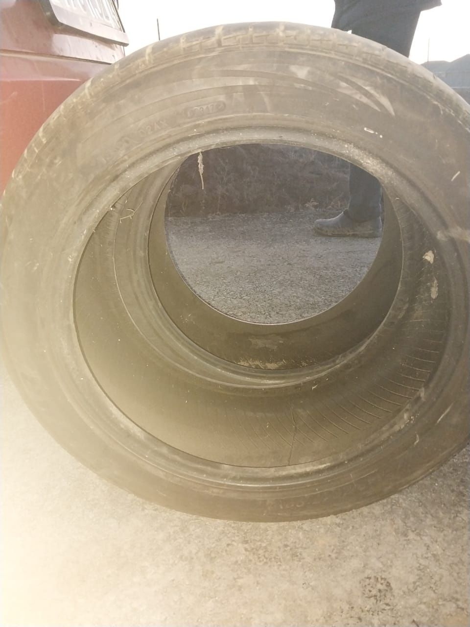 Продаётся шины 245 45 R 17.    185 75 R 14    40.000 тг каждый ком