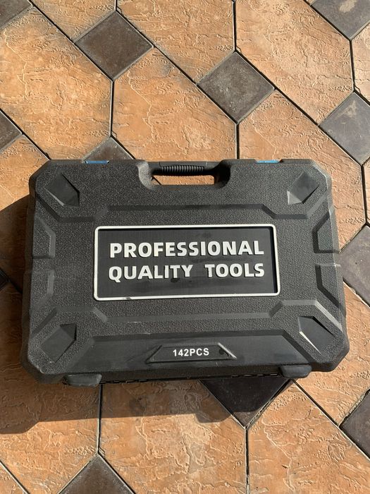 Продам новый набор 142 предмета