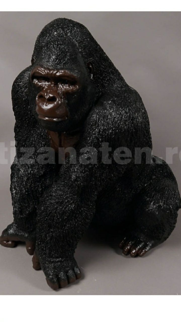 Maimuta gorila din fibra