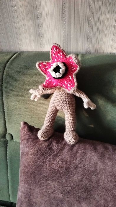 Игрушка вязанная Демогоргон