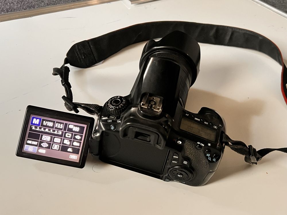 Canon D60 fotoaparat arzon narxda sorialdi srochna