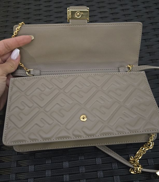 Fendi baguette оригинална чанта