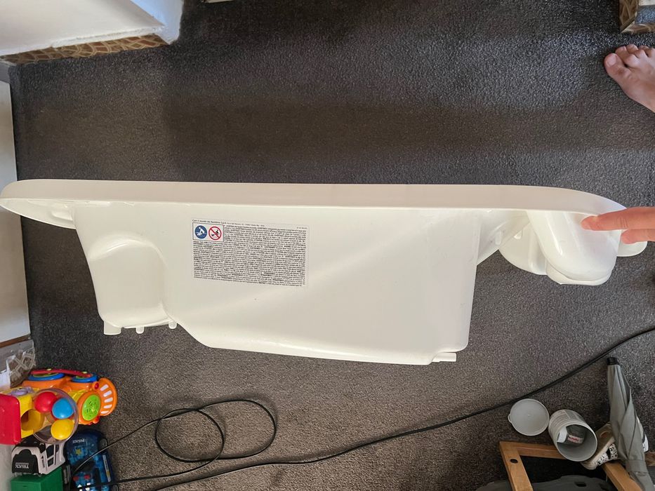 Cădiță cu forma anatomică Baby Bagno Cam