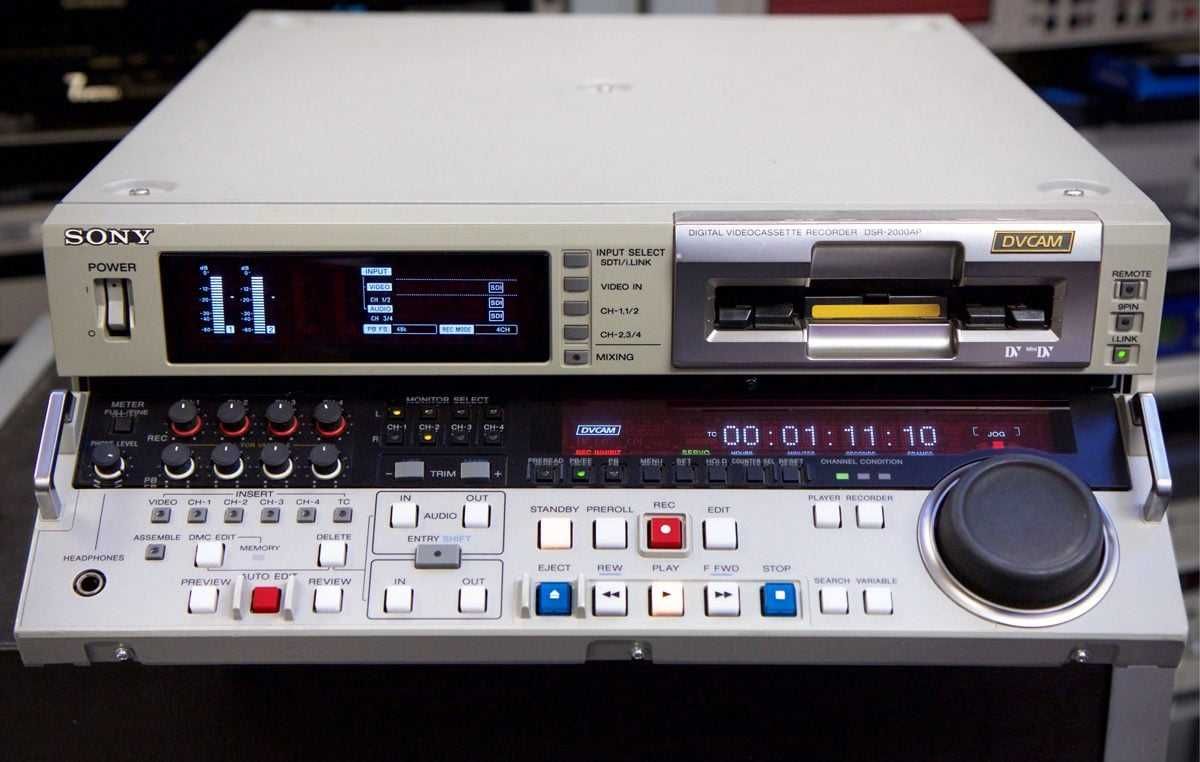 Transfer / digitalizari orice format video VHS, Beta, U-matic, Betamax