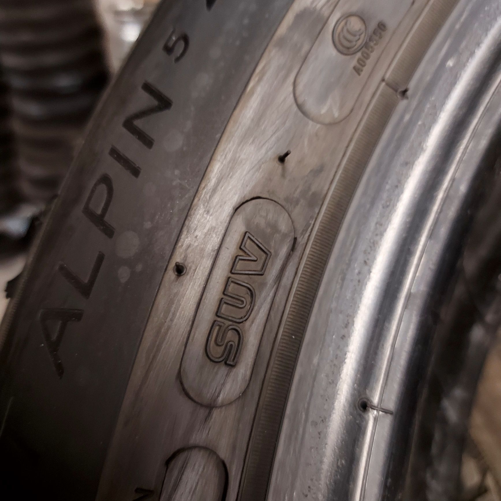 245/50/19"Michelin pilot alpin 5 zp dot 2023