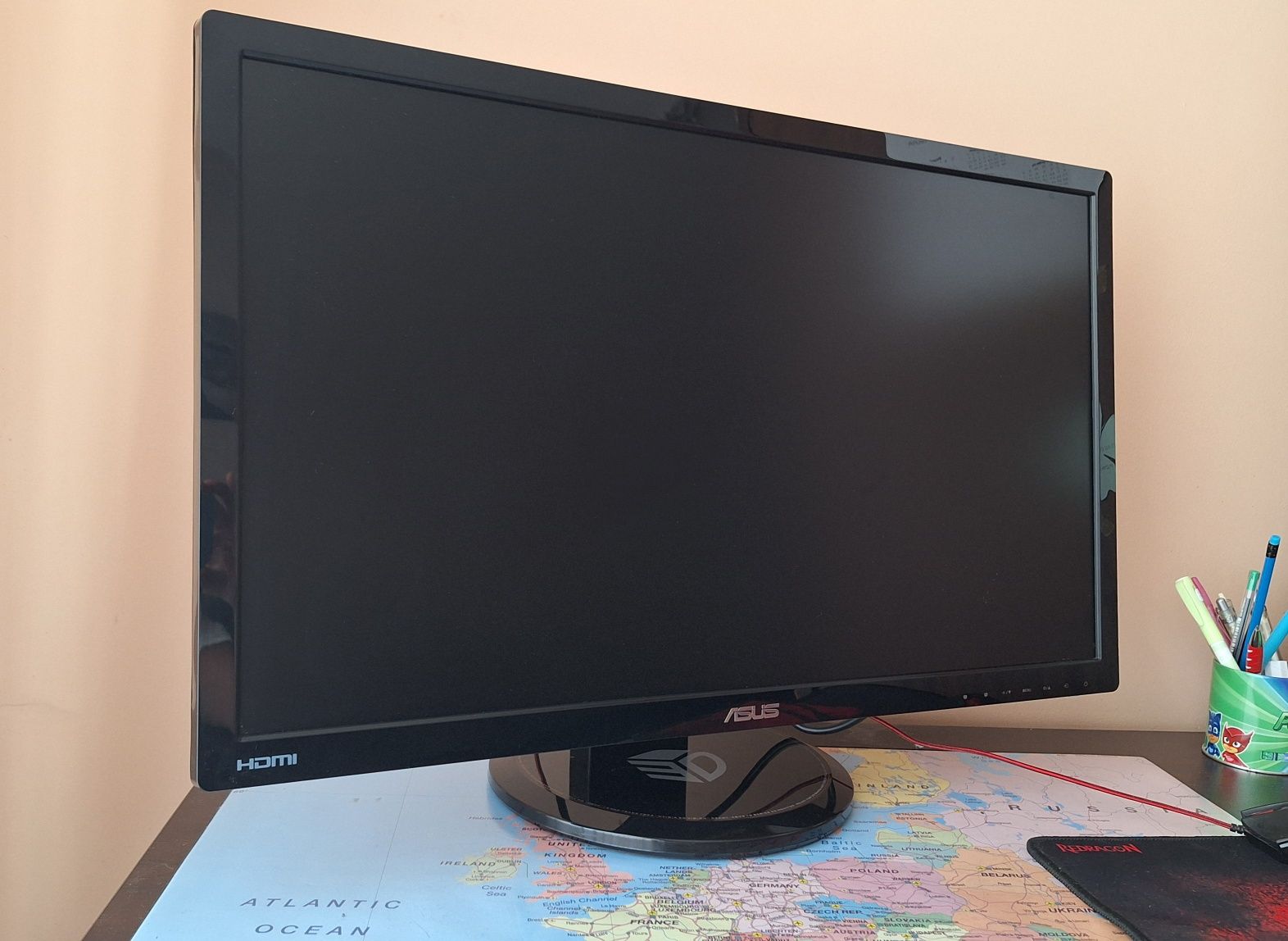 Геймърски монитор Asus 27"