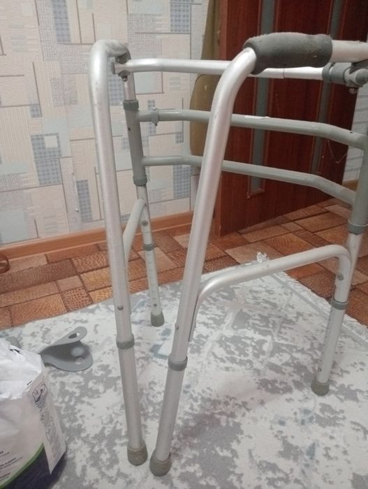 Ходунки для взрослого