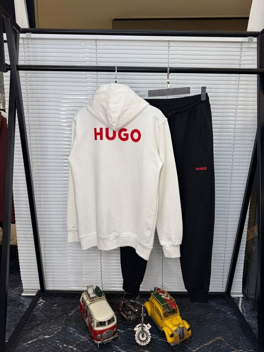 Екип на Hugo най висок клас