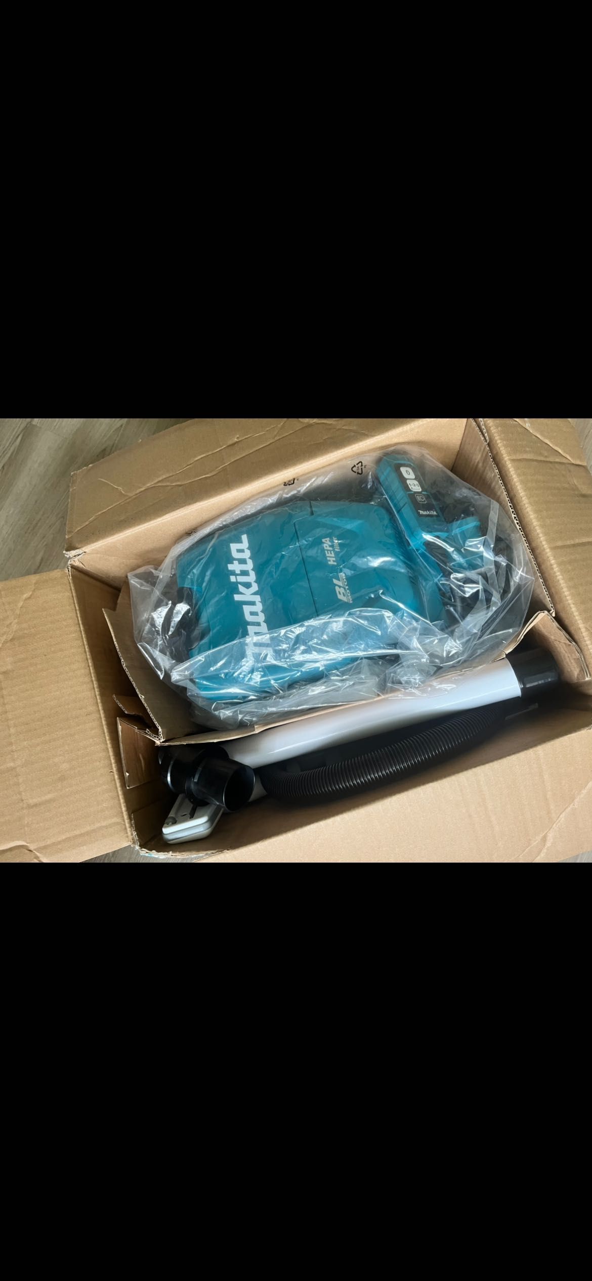 Прахосмукачка Makita 36V DVC261