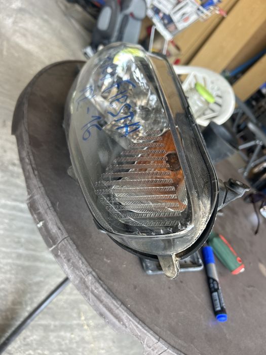 Десен фар Ford Fiesta 12’-16’