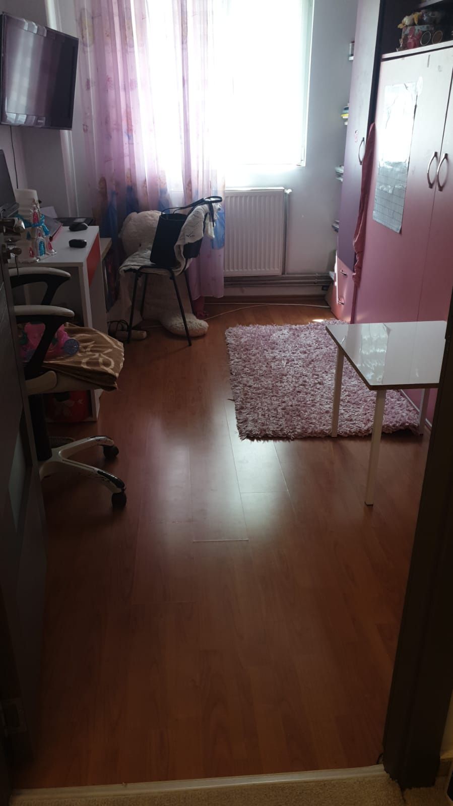 Ap. 3 camere, decomandat,2 bai, ultracentral