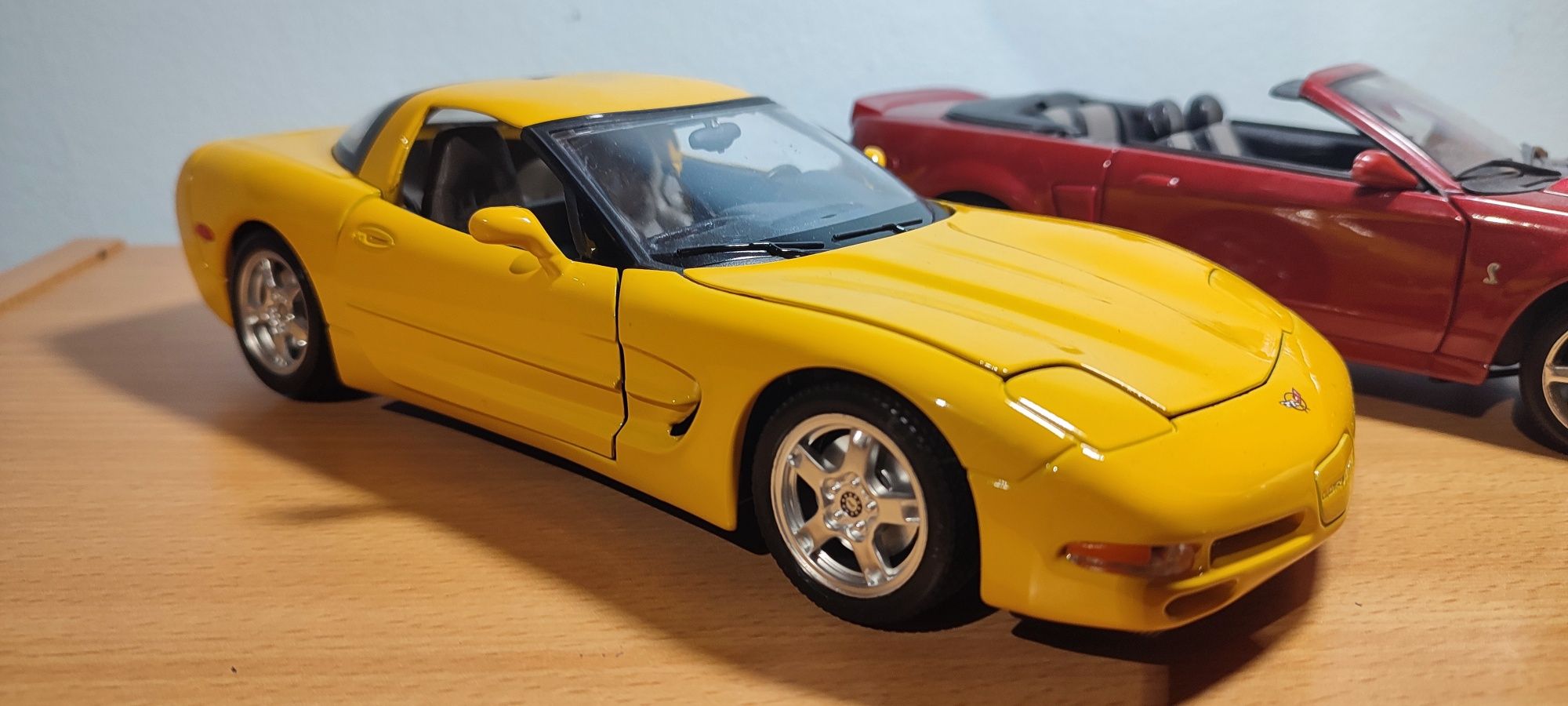 Diecast Chevrolet Corvette 1:18 Maisto