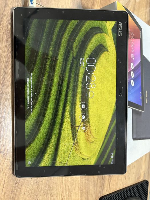 Продам планшет ASUS ZenPad Z301ML