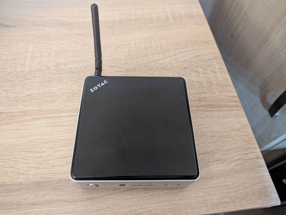 Vând Zotac Mini PC