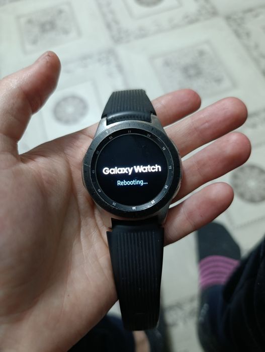 Продам часы Samsung watch
