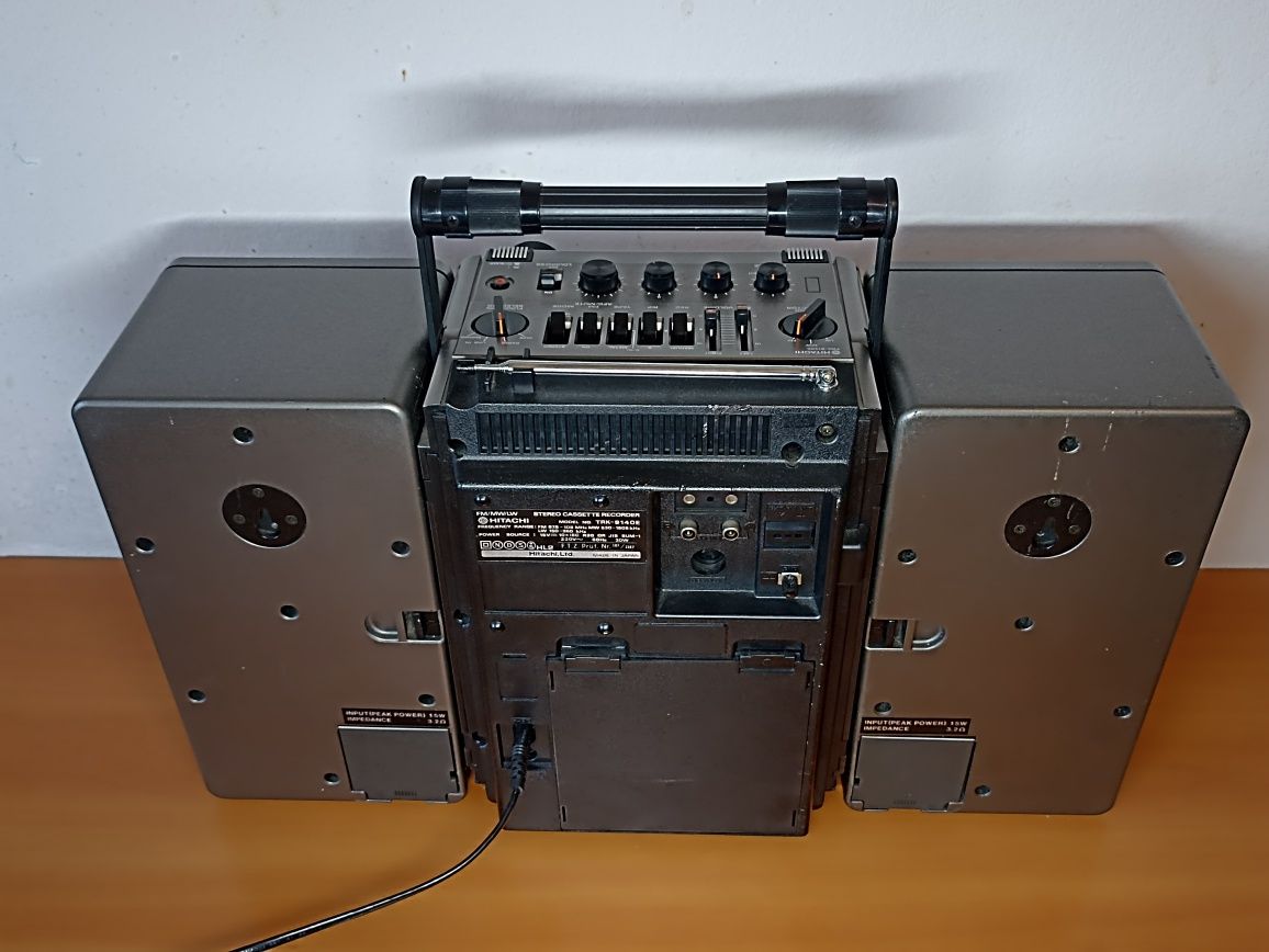 Radio casetofon Hitachi TRK 9140E vintage