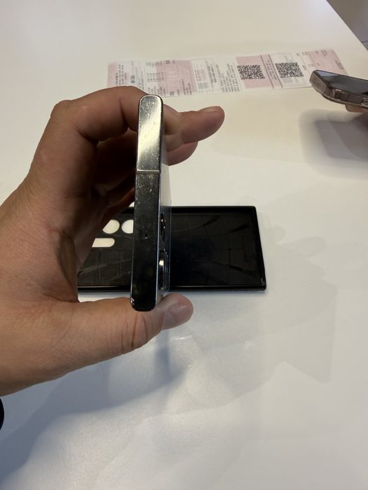 Vand Samsung 23 ultra 512 gb