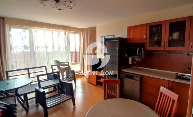 Продава се Тристаен апартамент в с. Равда, Област Бургас - 126 кв.м за 1072 €/кв.м - Снимка #1