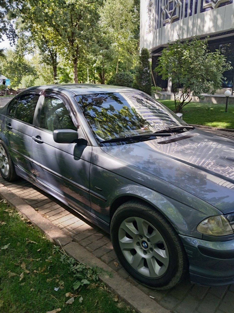 BMW e46 1999 yil
