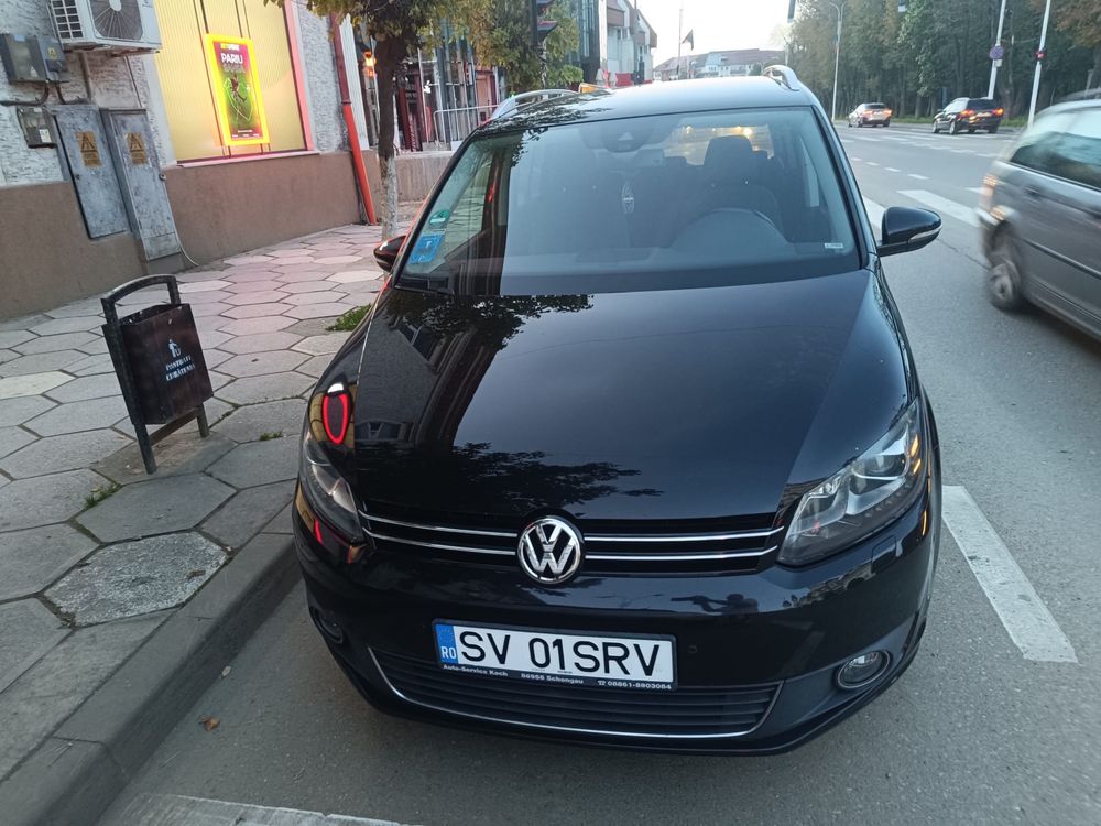 Volkswagen Touran 2011 2.0 TDI