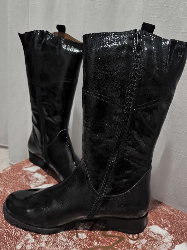 Cizme piele lacuita, negre 38