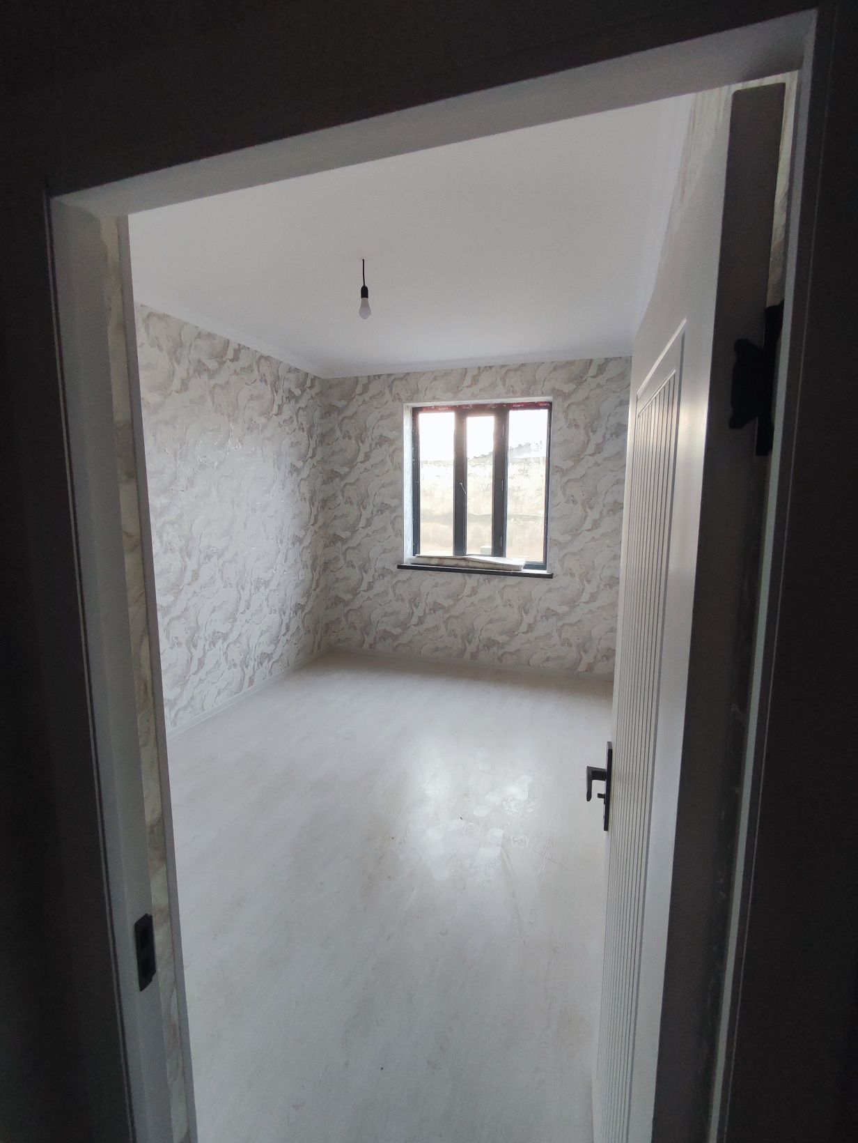 Срочно продается 1 ком квартира 28000$  27 м²