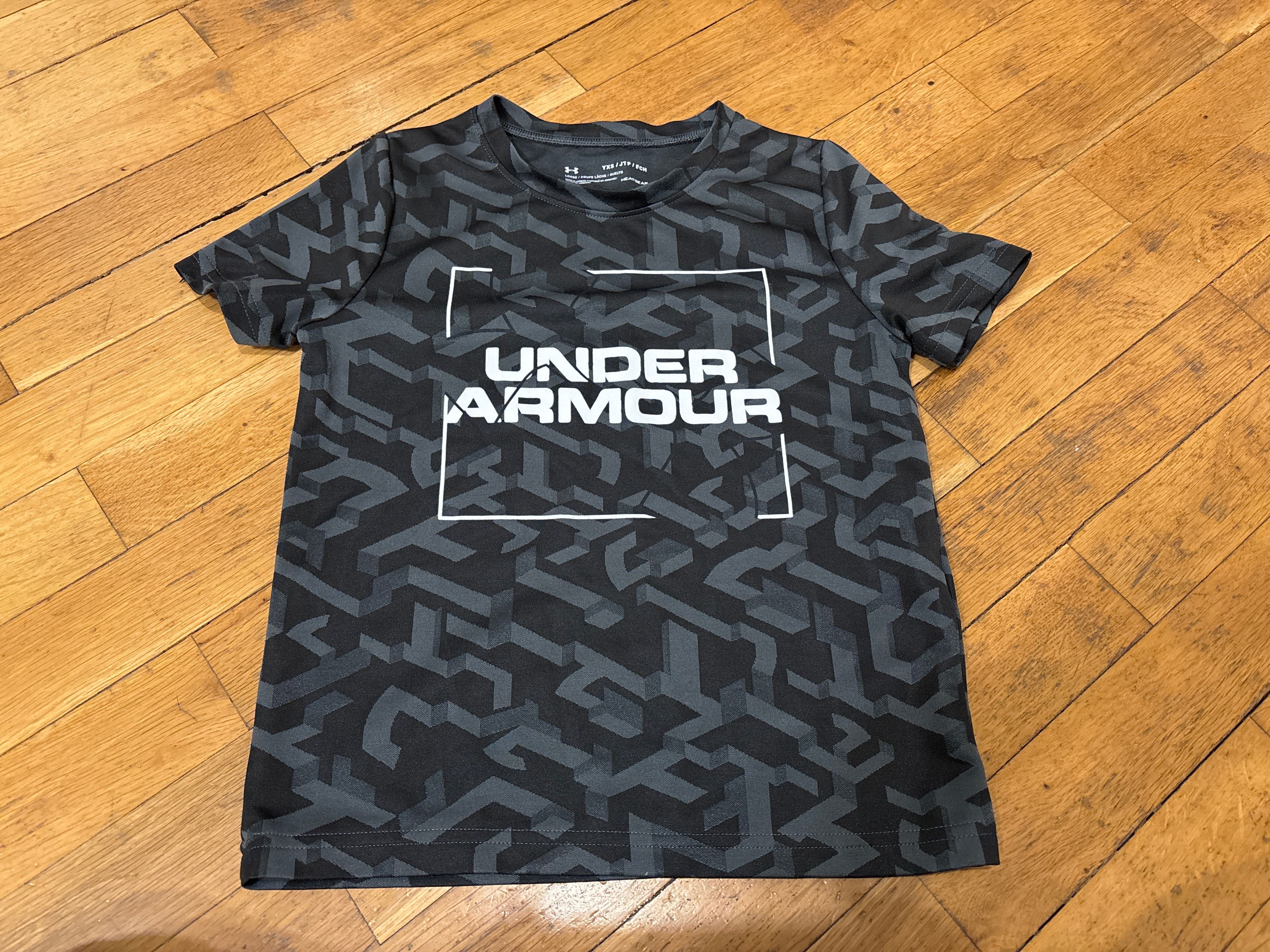Under Armour детска тениска размер 122