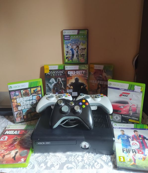 Xbox 360 S  3Джойстика