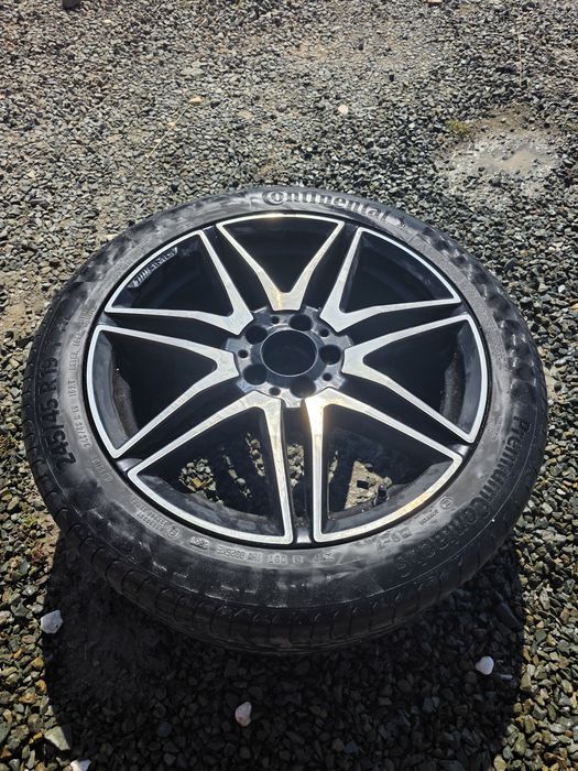 Jante Mercedes W447 V Class Anvelope vara in stare buna 245 45 19
