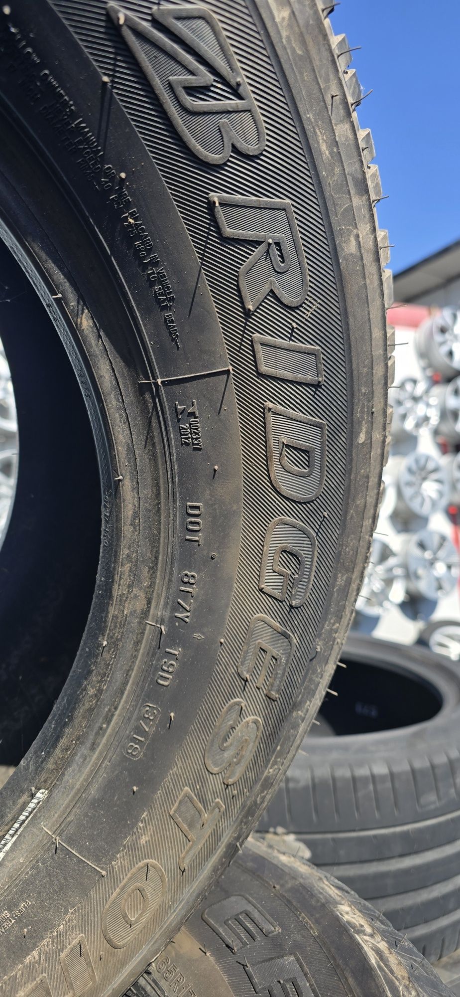 Летни гуми 265 65 17 Bridgestone 4бр
