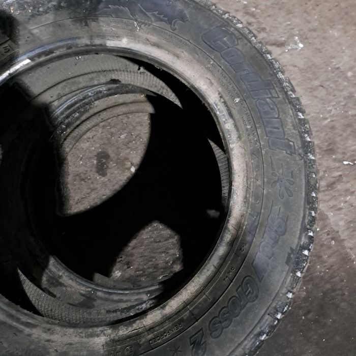 Зимняя резина 215/60/16