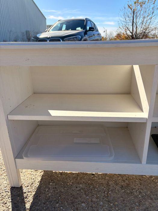 Comoda alba pentru tv