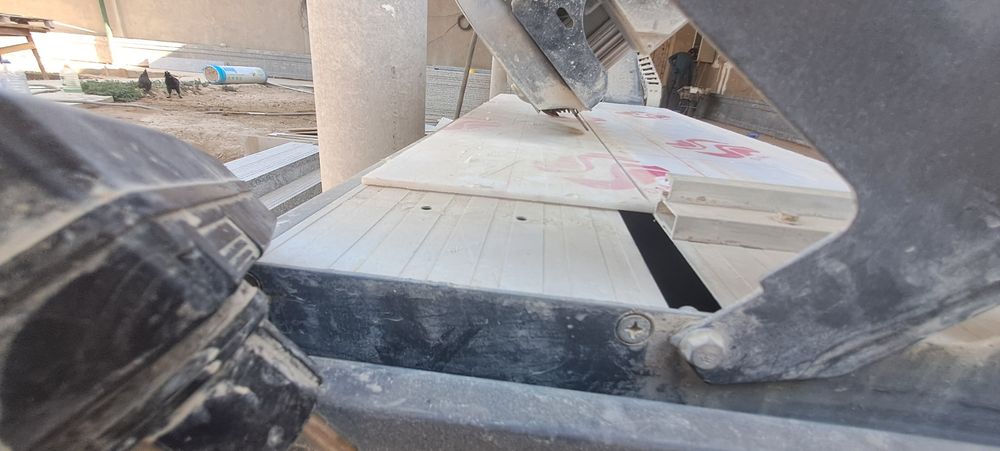 Kafel kesadigan aparat 45 gradus oladi