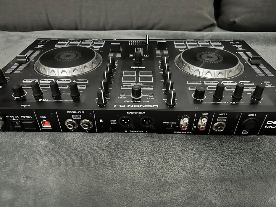 Consola DENON DJ