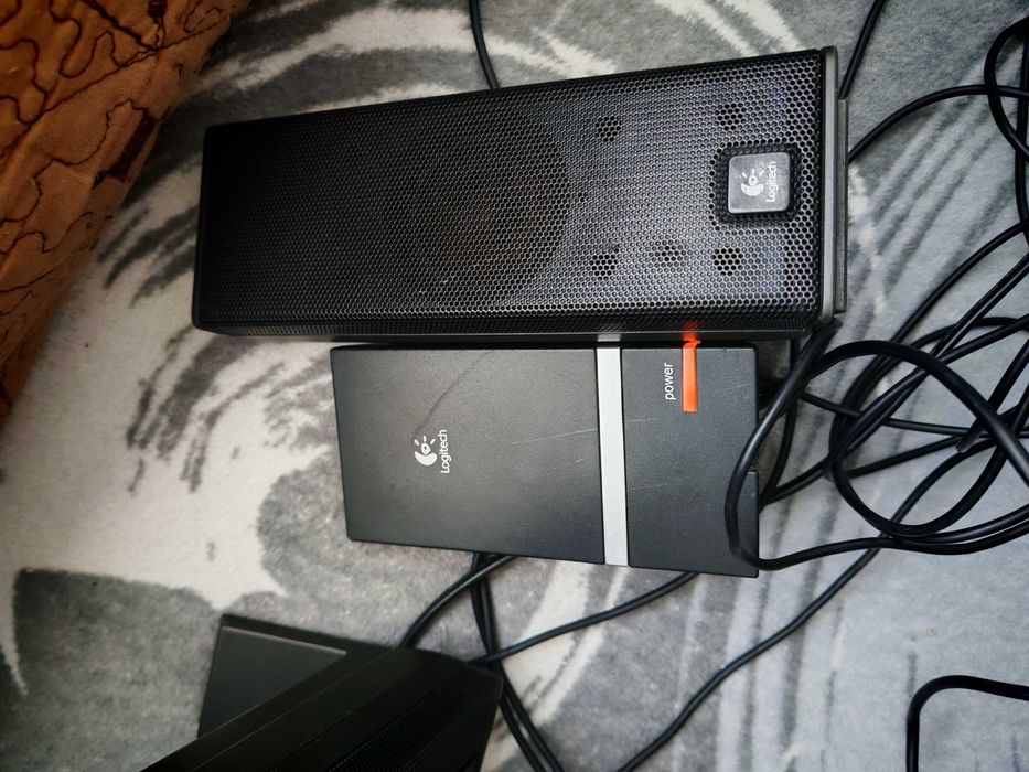 Boxe Logitech X-240, 2.1, 25W RMS