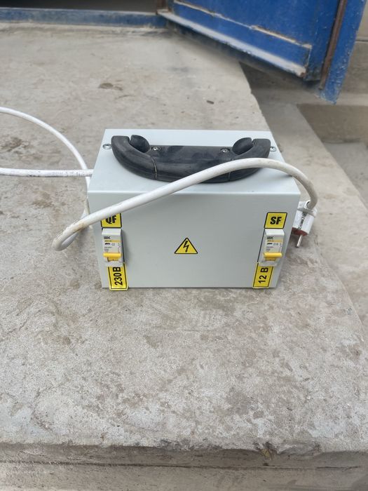 Трансформатор понижающий ЯТП 220/12 вольт