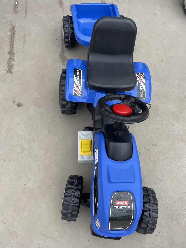 Tractor electric cu remorca Micromax MMX Blue