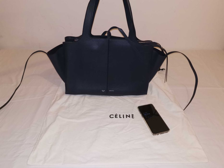 Celine Tri-Fold Shoulder Bag Grained Calfskin medium