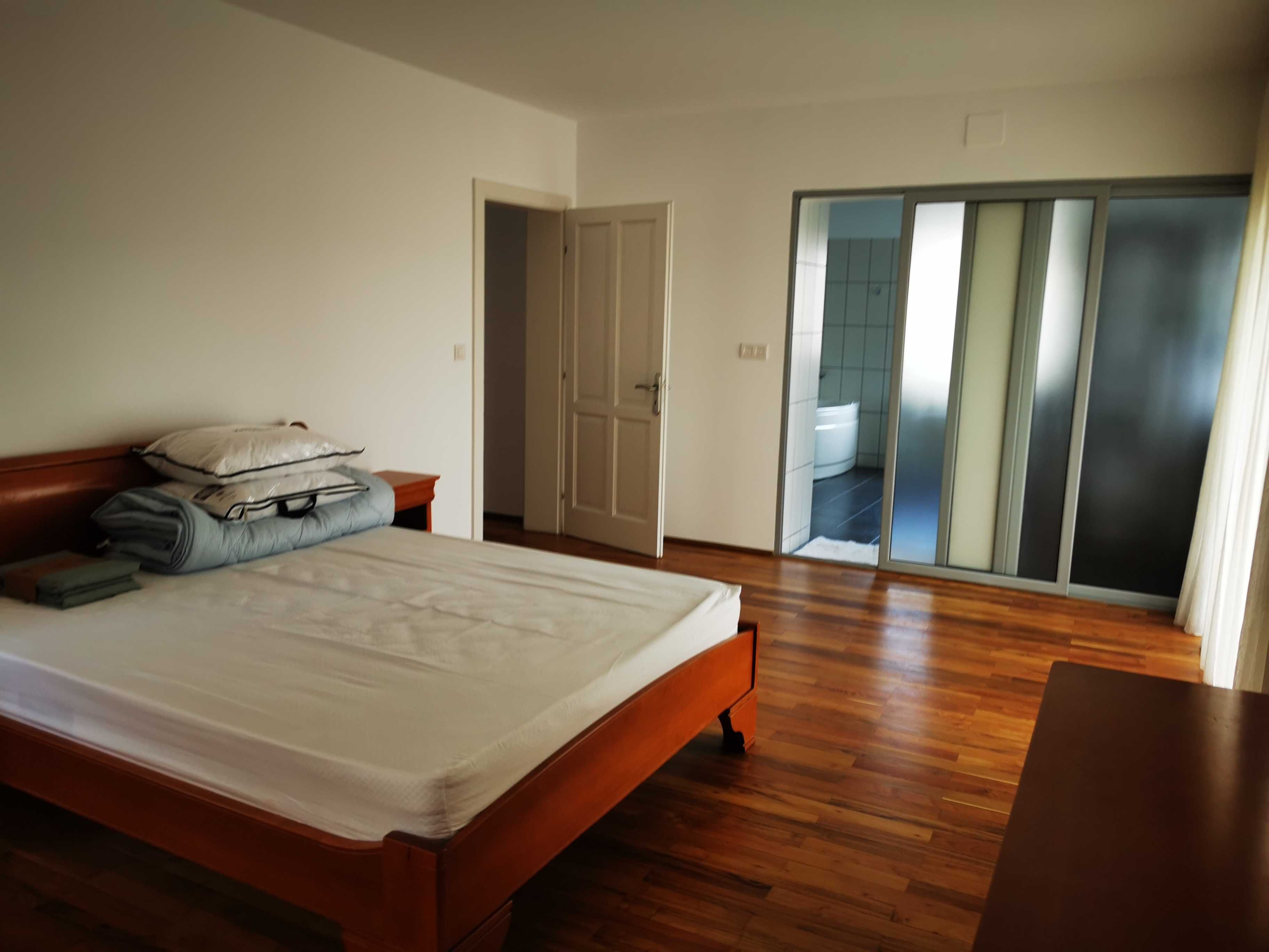 Casa zona Hotel Premier din strada Donath, cartier Grigorescu