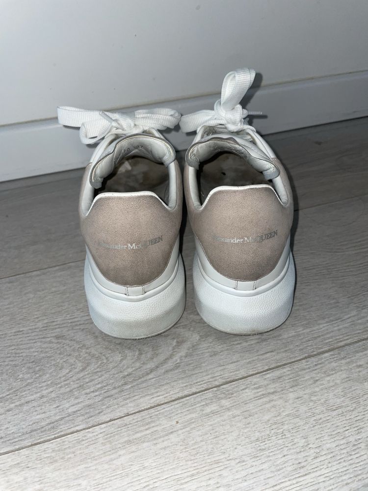 Alexander Mcqueen-originali, stare impecabila