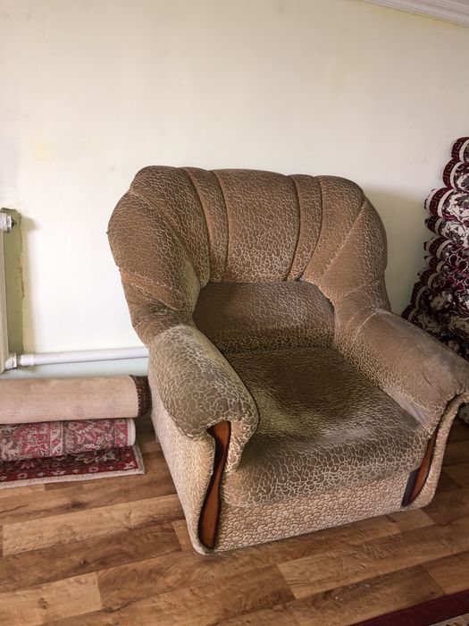 продам кресла для гостиной по 2000тг