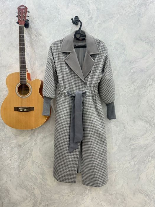 Пальто фирма Loreta