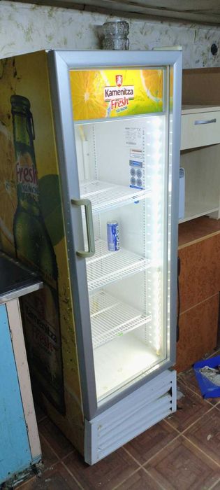 Хладилна Витрина