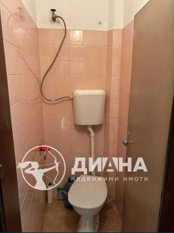 Продава се Тристаен апартамент в Пловдив, Център - 95 кв.м за 1548 €/кв.м - Снимка #6