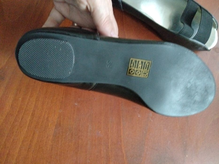 Pantofi sanda  de dama , comozi din piele fara toc, 25 cm la interior