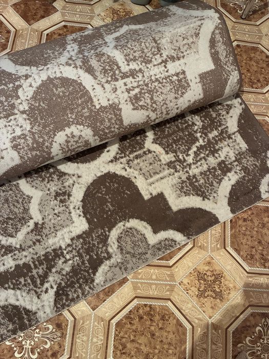 Ковер 3х4 .2 шт в отличном состоянии