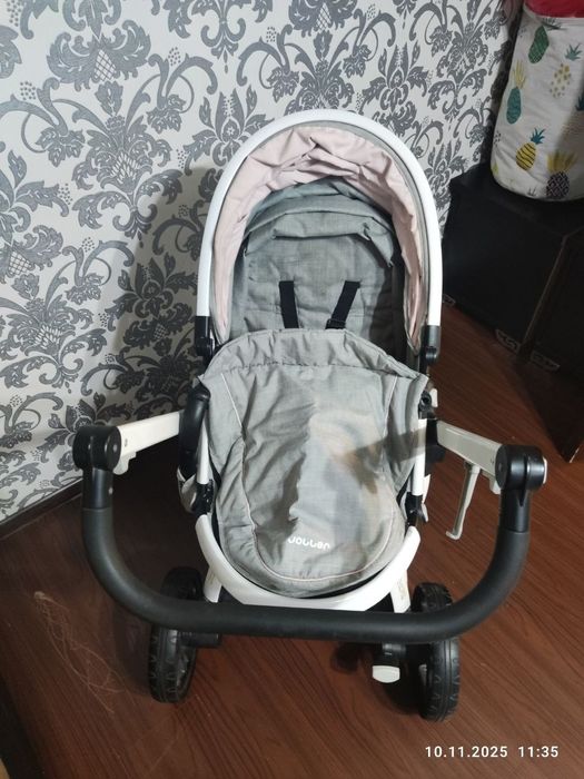 Коляска  прогулочная