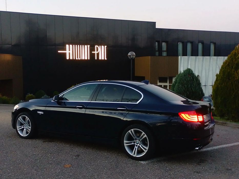 BMW Seria 5 BMW 520 218 CP