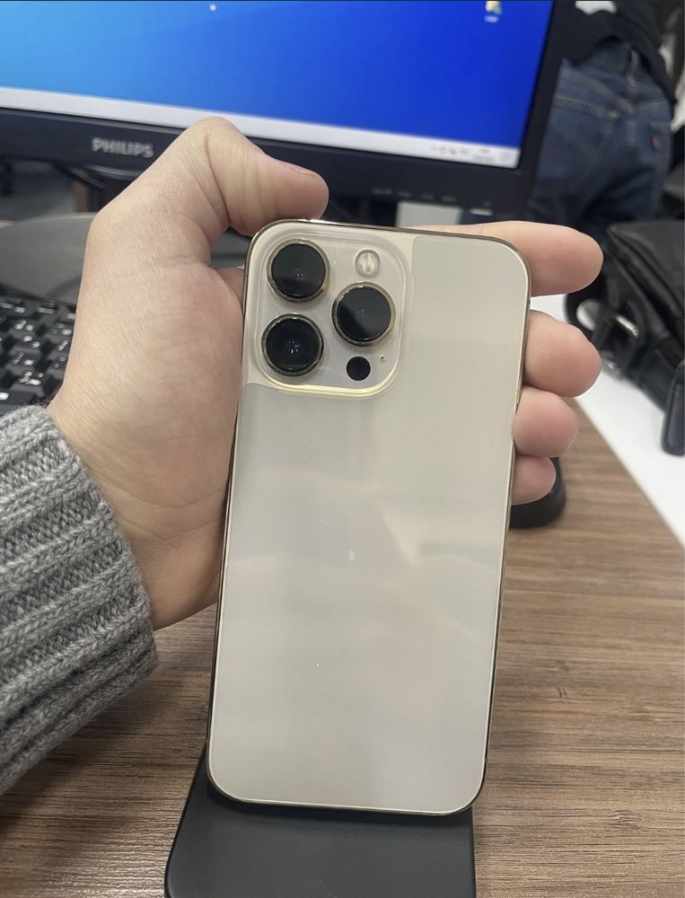 Iphone 13 pro срочно 220к